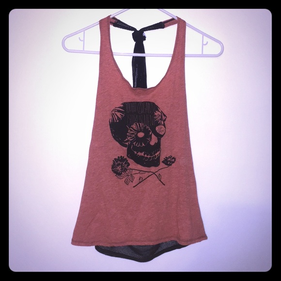 🧡Volcom tank🧡 - Picture 2 of 5